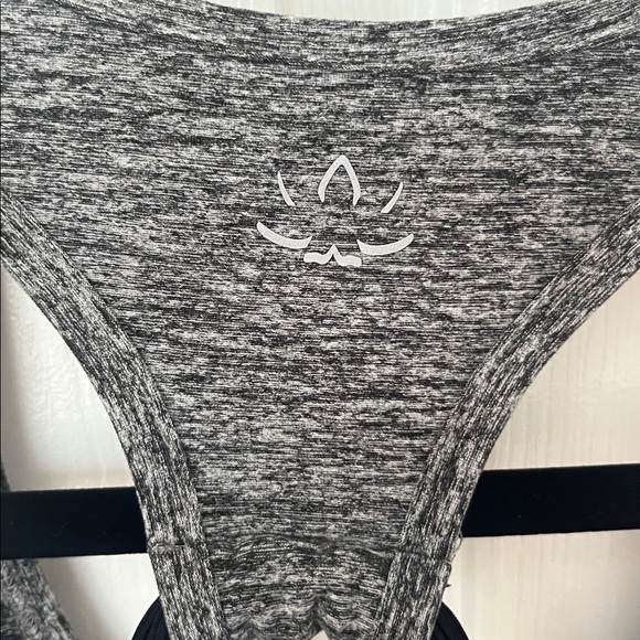 Beyond the Bump Let It Grow Grey Ruched Racerback Maternity Top NOWT - Picture 7 of 7